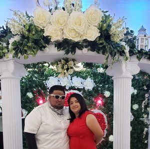 Meet your Posher, Ester